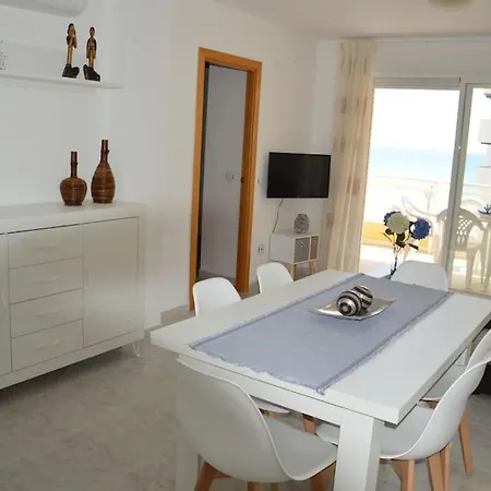 Centrico En La Playa Con Piscina. Apartment *
